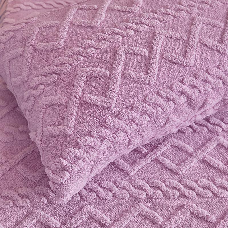 Thickened Taffeta Bed Skirt Princess Style Lace Bedspread Three-piece Set Solid Color Milk Velvet Warm Sheets