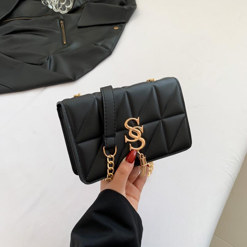 Chic One Shoulder Bag Modern Stylish Sling Bag Available In Black White And Pink чёрный