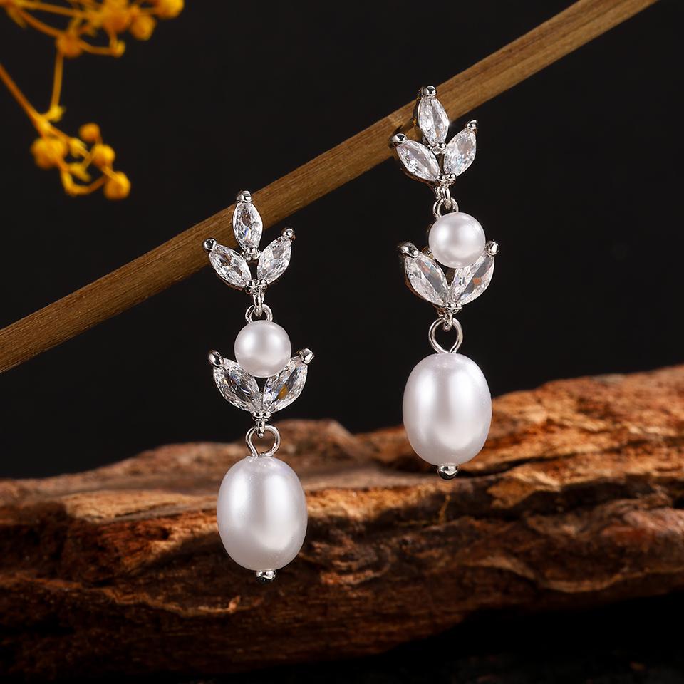 ZAKOL Three Leaves Zircon Teardrop Shape Zircons Drop Dangle Earrings for Women Gorgeous Romantic Bridal Earrings Wedding Zircon