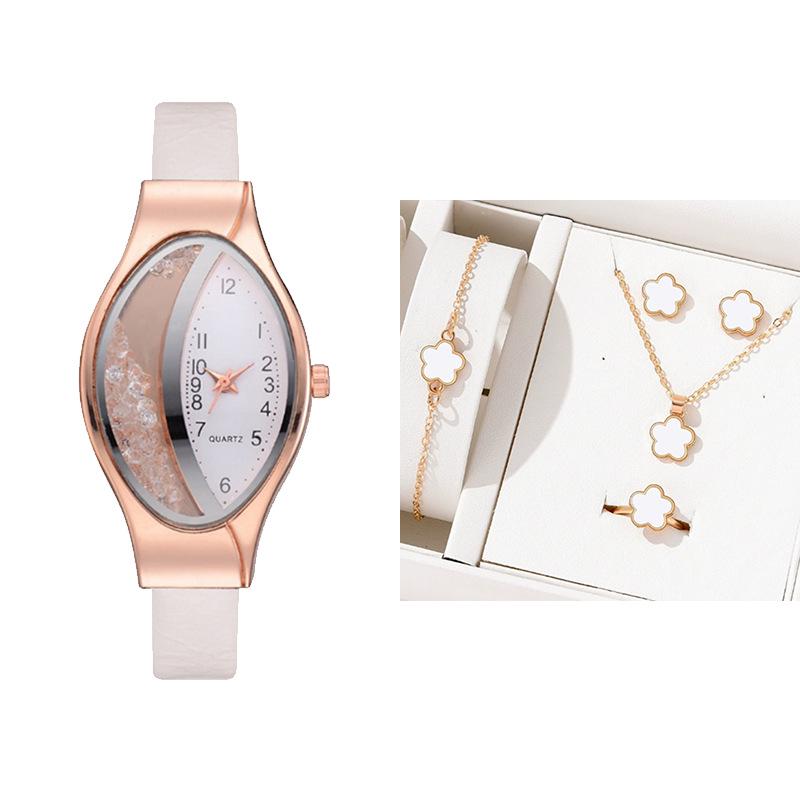 Fashionable Women's Rhinestone Leather Strap Watch with Flowing Sand Design