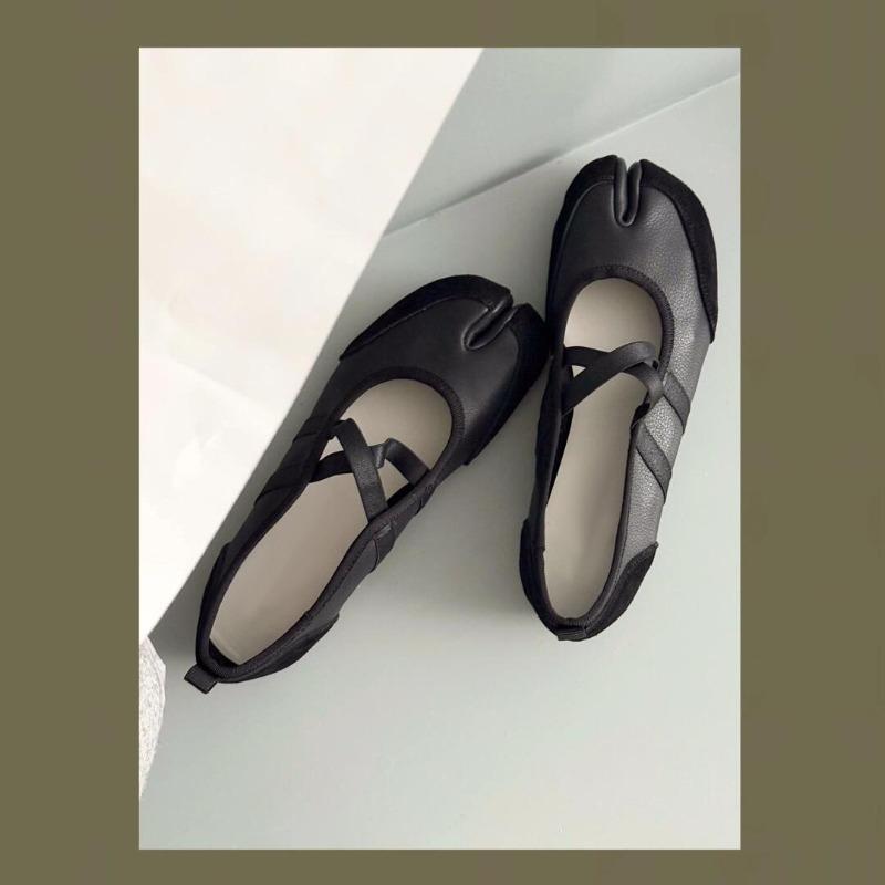 Damsko Balettlägenheter 2026 Vår Sommar PU-läder Skor Mary Janes Skor Korsrem Mode Lättviktiga Halkfria Vardagsskor