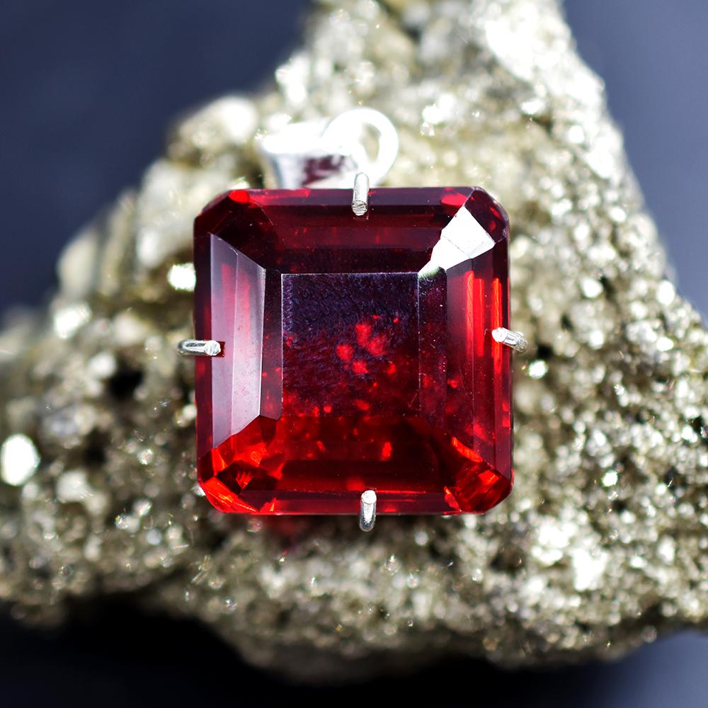 

Бразильський червоний топаз 925 стерлінгове срібло підвіска 98.60 каратів квадратний гарантований дорогоцінний камінь kh-12 40.6 MM Approx. червоний