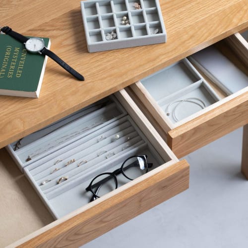 MUJI Acrylic Case / Velor Inner Box Divider / Lattice / Gray Approx. Width 15.5 x Depth 12 x Height 2.5cm 38373544