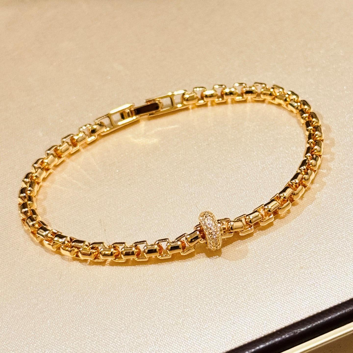 

17CM Luxury Pure 925 Sterling Silver Jewelry for Women Rock Design Classic Silver Zircon Steam Punk Jewelry Party Bracelet рожевий колір золота