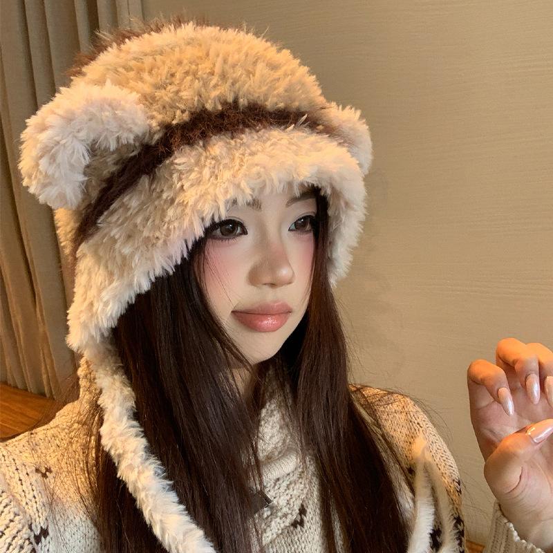 Cute plush Lei Feng hat women's season new thickened warm face small hat ear protection hat knitted hat