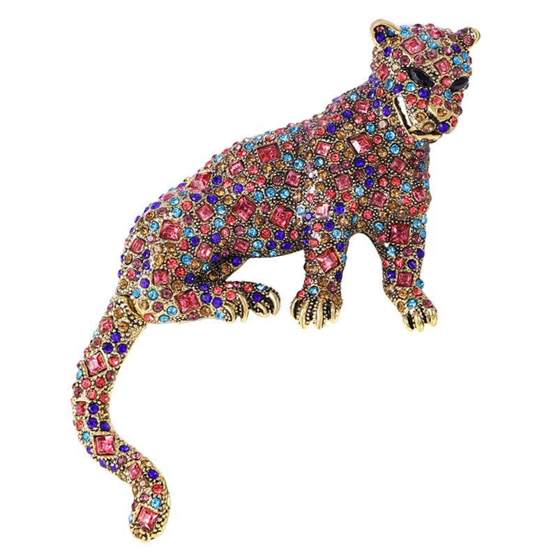 Men s brooch, vintage full diamond leopard brooch, domineering animal chest flower, clothing accessories, European and American personalized brooch