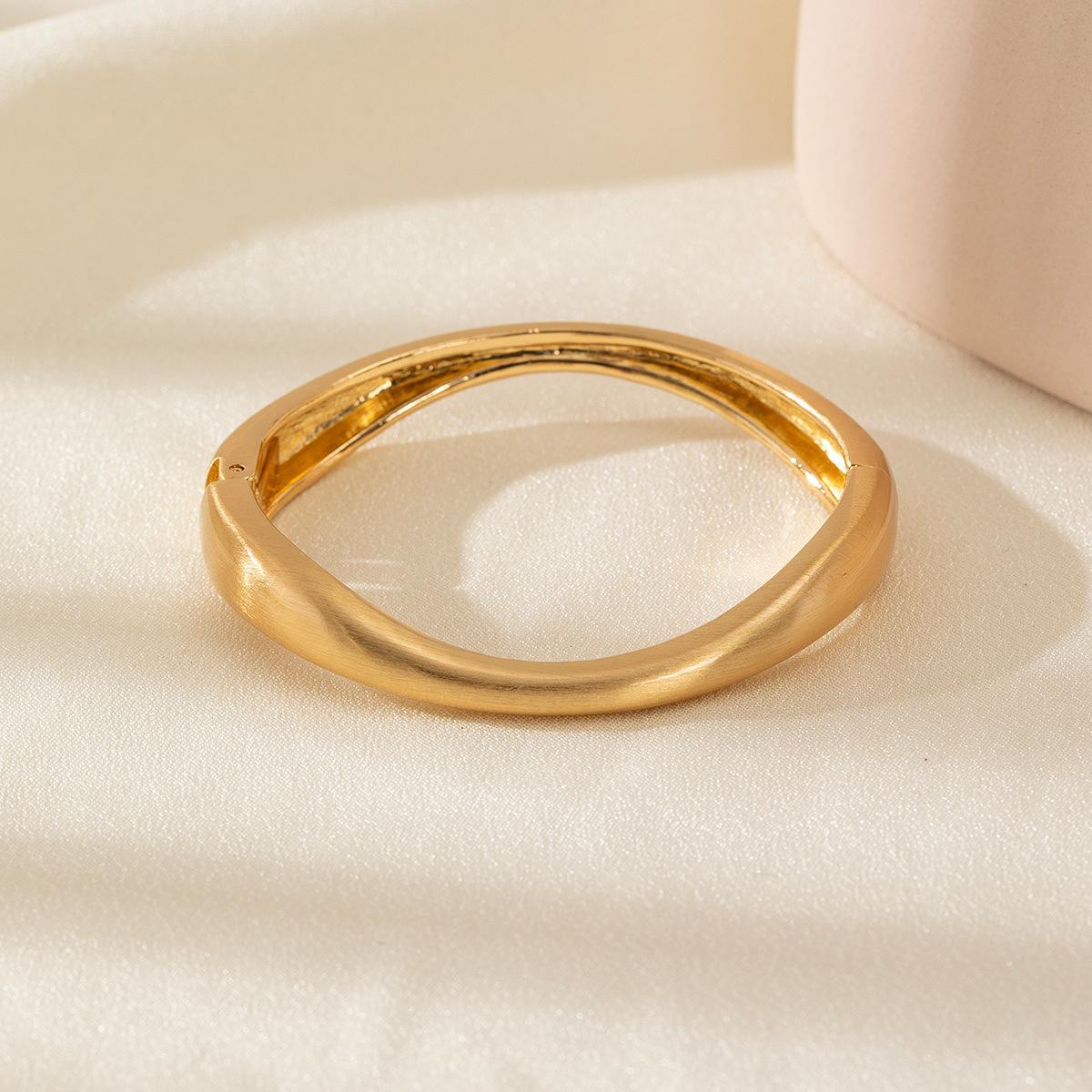

DIEZI 10 Colors Hip Hop Matte Gold Color Metal Wide Cuff Bangle Vintage Geometric Spring Bangles Bracelets For Women Men Jewelry