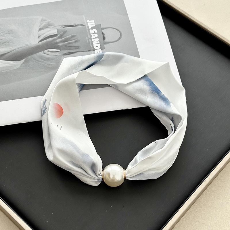 Pearl magnetic buckle small silk scarf women's lazy neck protection spring new versatile high-sense magnetic buckle necklace scarf