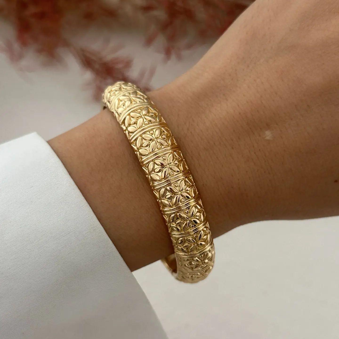 

DIEZI Vintage 3 Style Wide Cuff Bangles Hip Hop Punk Gold Color Geometric Metal Spring Bangles For Women Bracelets Men Jewelry