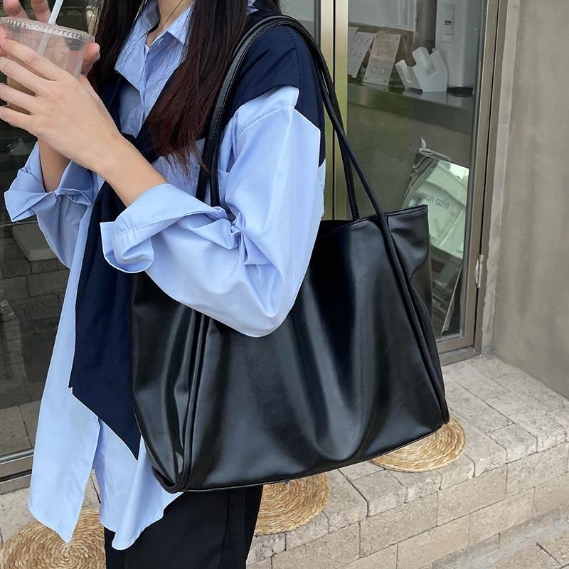 Tote Bag Women's Handheld Large Bag, Casual and Unique Design, Versatile and Large Capacity Single Shoulder Underarm Bag, Korean Edition Bag