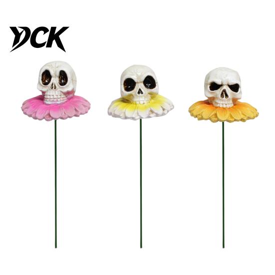 Halloween Skull Garden Stakes 3Pcs/Set Stakes, Chrysanthemum Yard Resin Decorative Plant Flower Ornaments for Lawn Patio Bed Decoration