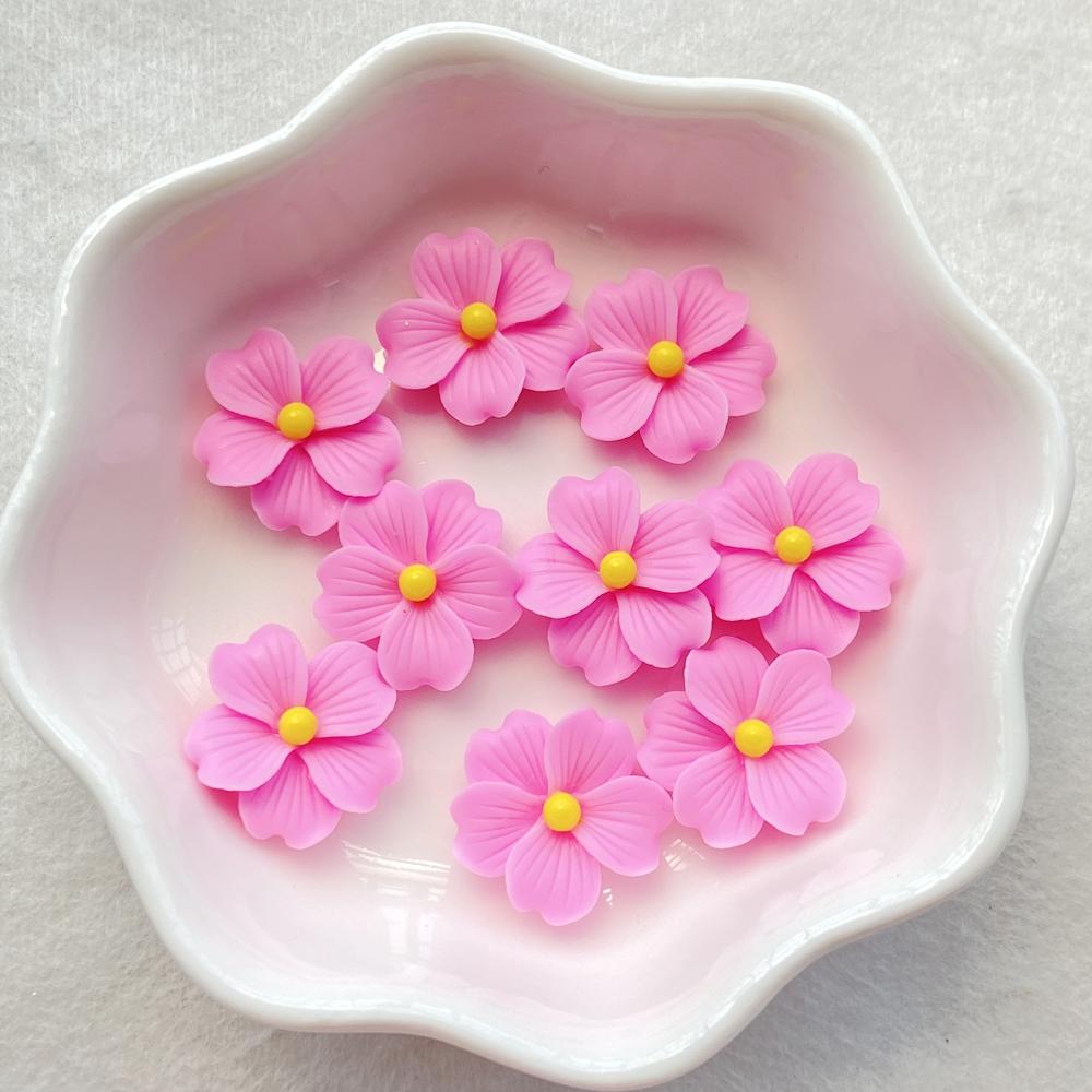 50 Stück Niedliche Mini Bunte Blumen Nail Art Harz Designer Anhänger DIY Bastelartikel für Nägel 3D Dekorationen Schmuck