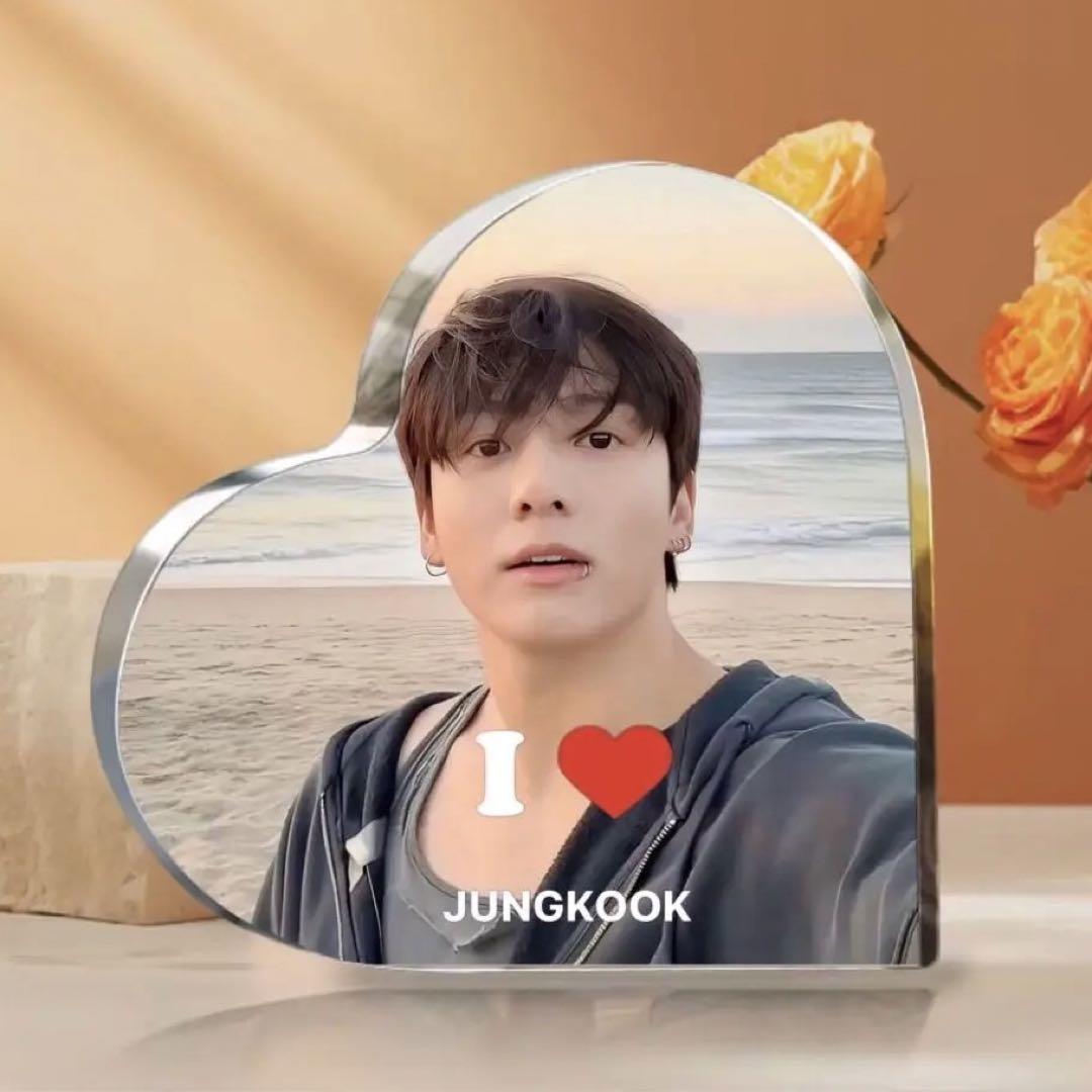 

[USED] Bulk purchase. NEW!! BTS Jungkook acrylic block mold
