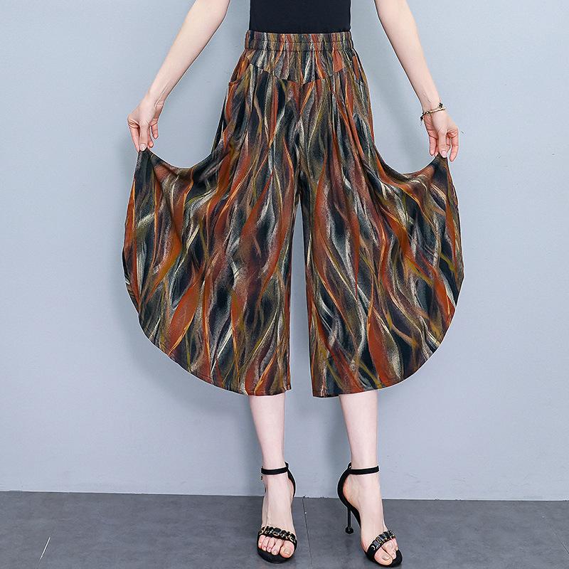 Women's Floral Cotton Silk Wide-Leg Skirt Pants - Summer Casual Elastic Waist, Plus Size, Lightweight Seven-Point Length.