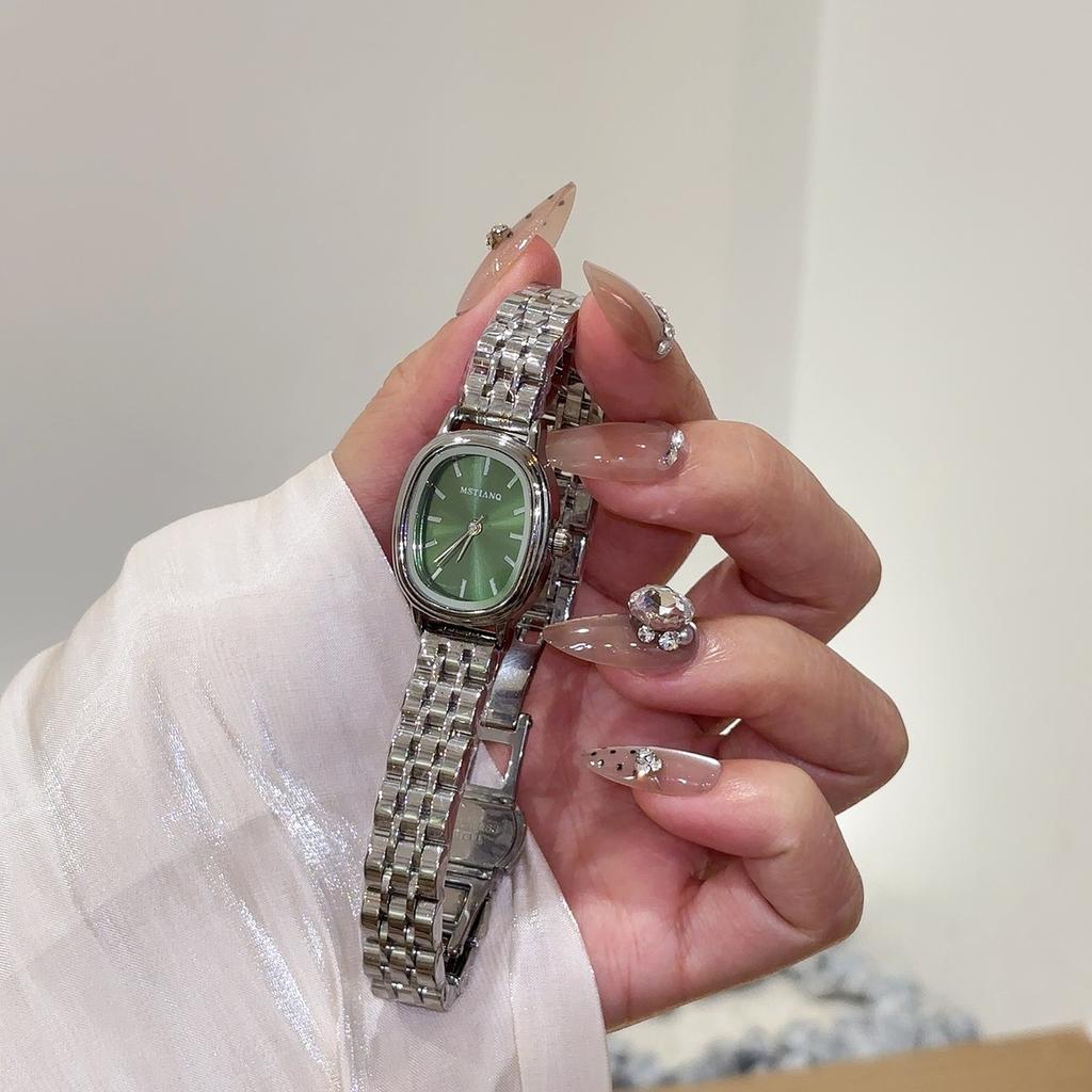 Elegant Oval Shape Women Quartz Watches Simple Mesh Strap High Aesthetic Luxury Minimalist Design Ladies Wristwatches Gifts