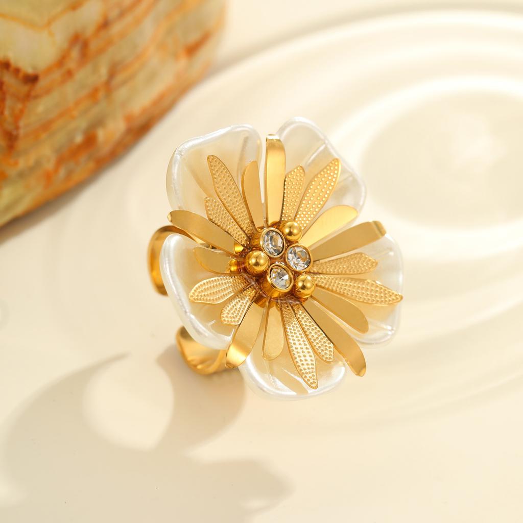 Fashion Stainless Steel Waterproof Colorful Flower Pearl Ring for Women Wedding Party Jewelry