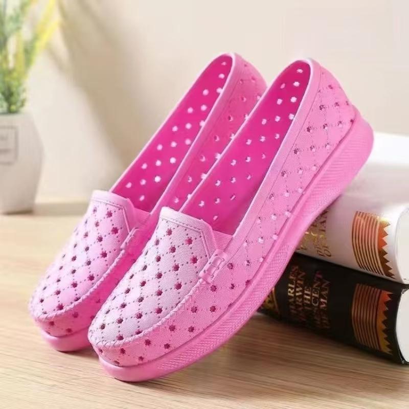 2026 Women's Summer Baotou Hollow Flat Sole Sandal Soft Sole Non Slip Shallow Slip-On Beach Sandal Lght Nurse Shoes Cave Shoes