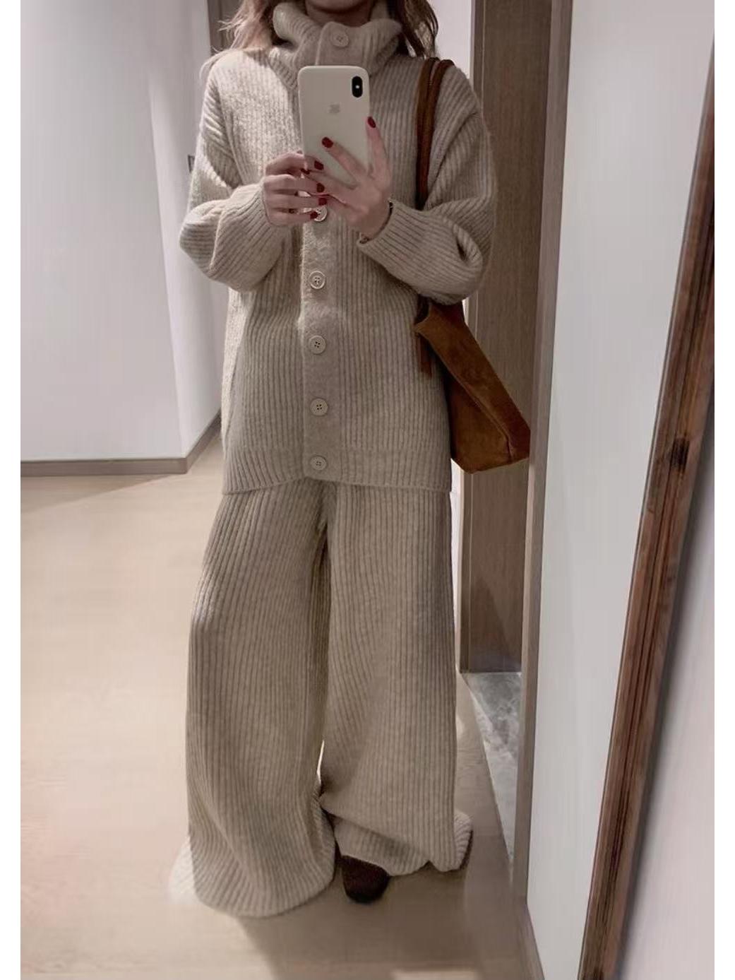 

Женский вязаный осенне-зимний наряд в ленивом стиле: Комплект из двух предметов: брюки палаццо и кардиган One Size хаки