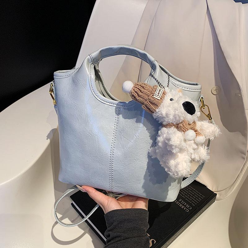 Large Capacity Bag Women's New Versatile Soft Leather Messenger Bag Women's Casual Portable Tote Bag