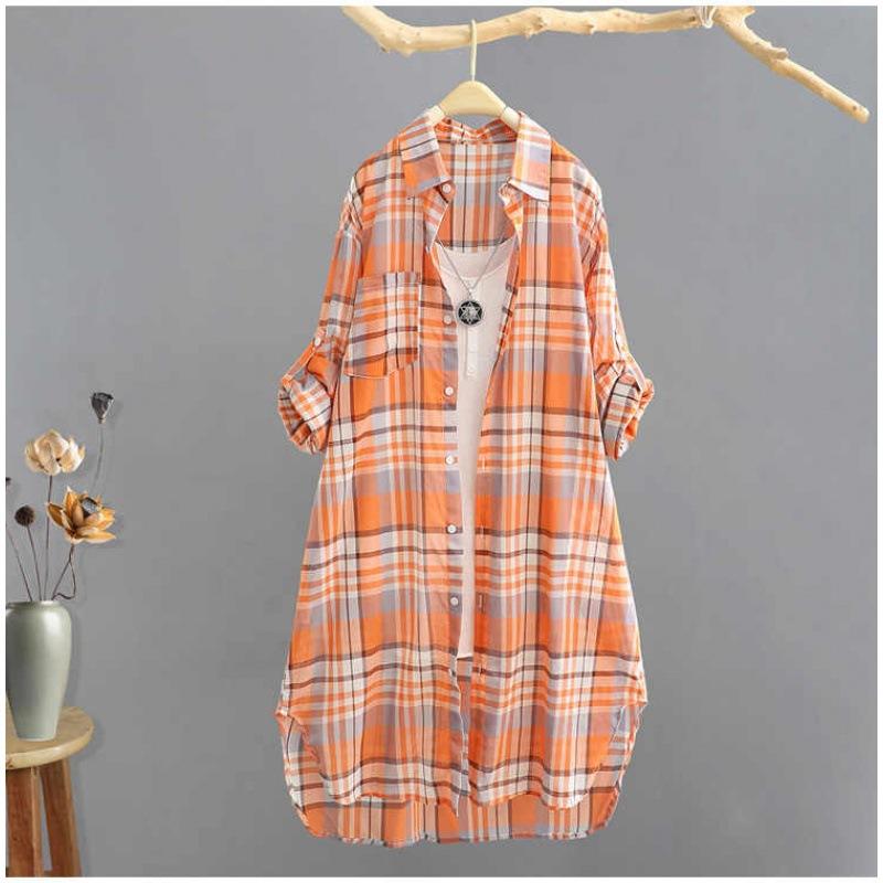 

2024 летняя новая клетчатая солнцезащитная рубашка женская средней длины свободная уличная солнцезащитная рубашка кардиган тонкая исходящая рубашка-пальто S