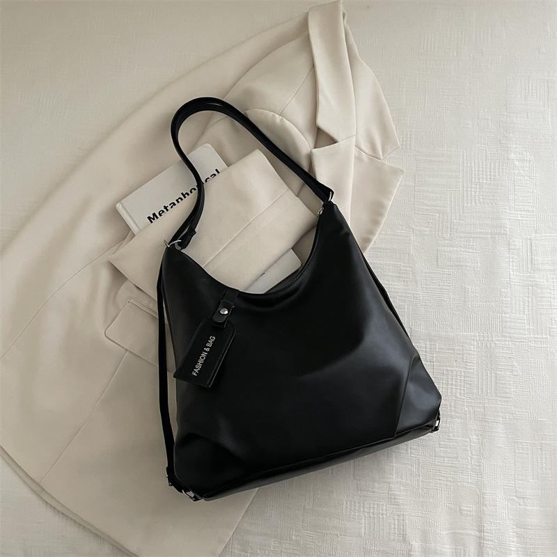 Slack Soft Leather Bag Women's New Fashion Commuter Shoulder Messenger Bag Lazy Wind Tote Bag