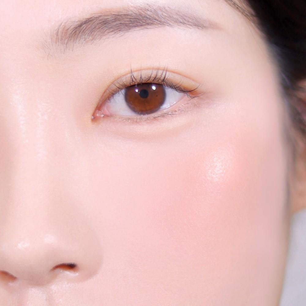 

Портрет Жидкие румяна Сатиновый финиш 3,5 мл Gentle Apricot