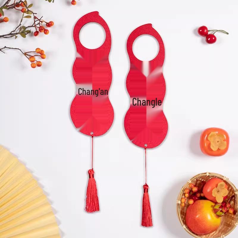 Joy of Moving: New Home Decoration Door Hanger Ornaments
