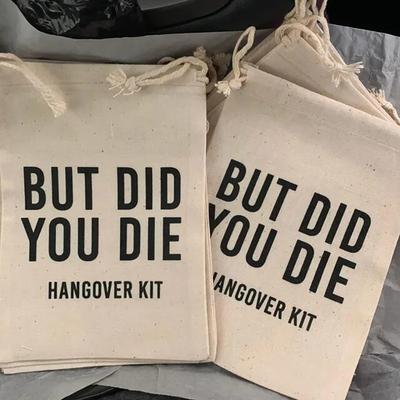 5 unidades Mas Você Morreu Kit de Sobrevivência para Ressaca Sacolas Vegas Despedida de Solteira Festa de Galinha Despedida de Solteiro Chá de Panela Noiva Para Ser Lembrancinhas de Casamento