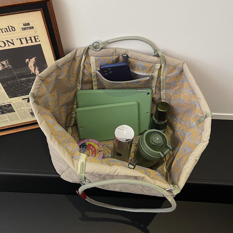 Transformable Minimalist Large Outdoor Tote Bag - Lightweight, High Capacity Shoulder Handbag for Commute & Storage