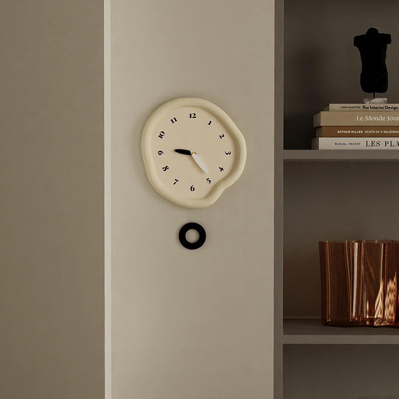Modern Minimalist Cream Living Room Wall Clock Elegant Stylish Decor Silent Quartz Battery Operated High End Home Decoration