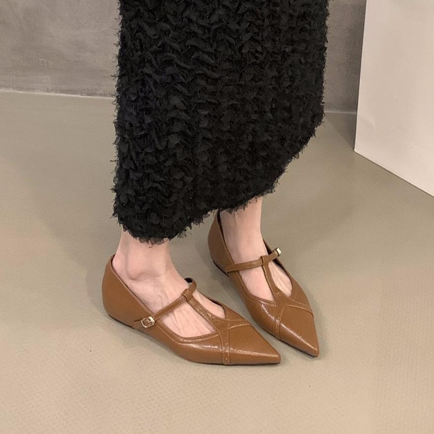 Fashion Bailamos 2025 Spring New Women Flats Brand Design Point Toe Women Ballet Shoes Casual Buckle Strap Female Dress Shoes Low Heels