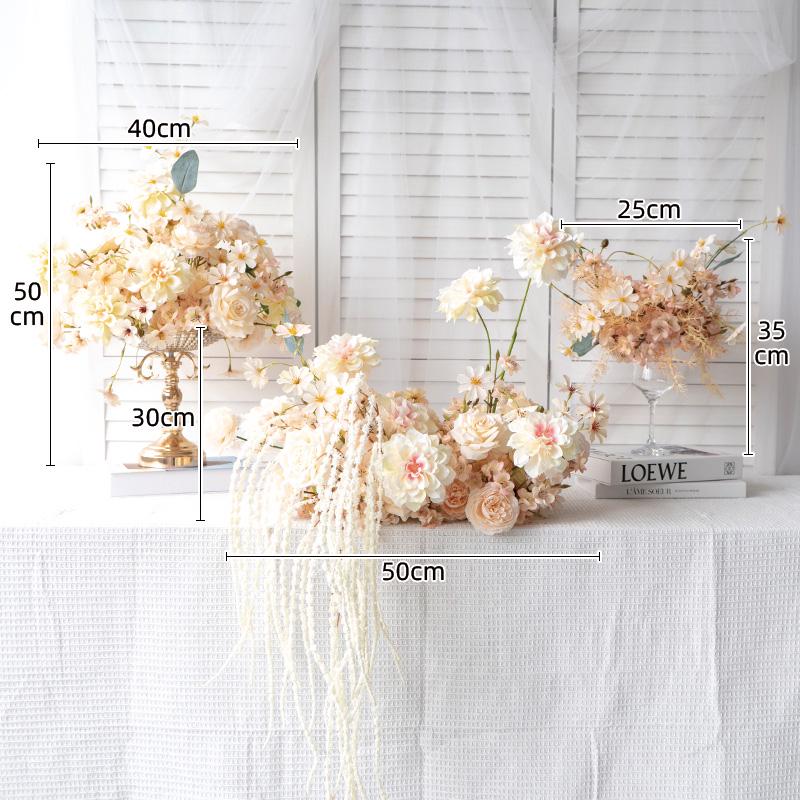 Individuell gefertigtes weißes europäisches florales Tafelaufsatz für Hochzeiten