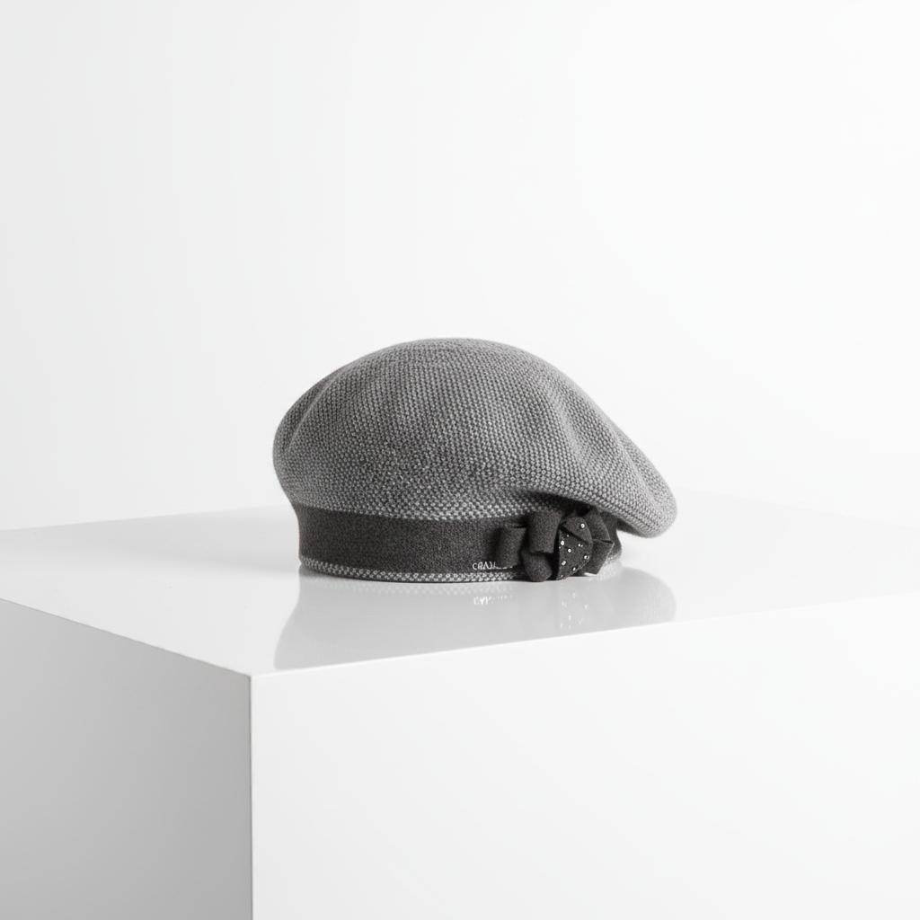 Amparo Women' Winter Beret Graphite Color