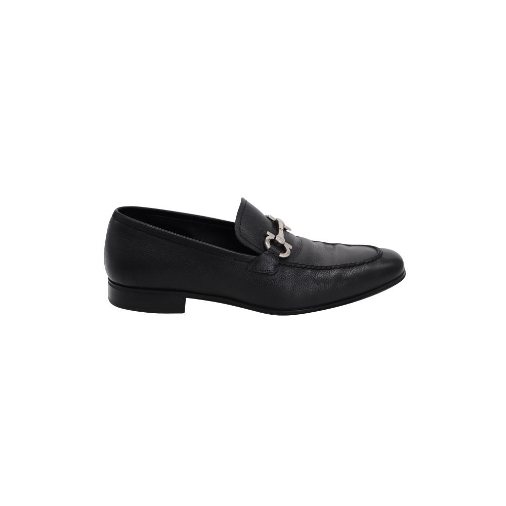 

Salvatore Ferragamo Лоферы Salvatore Ferragamo Gancini в цвете Черная кожа, черный