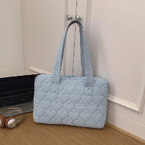 

Korean New 14 Inch Laptop Sleeve for Women, Cute Heart Pattern Soft Notebook Case, Portable Computer Protective Cover