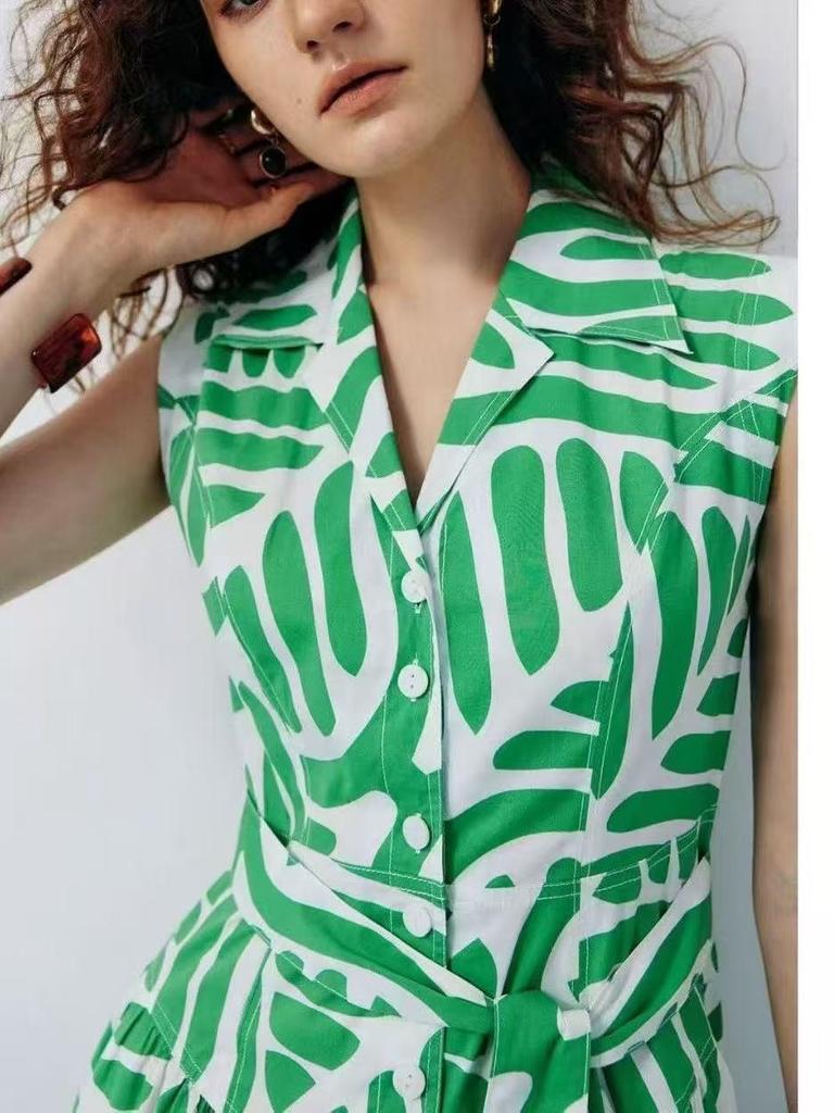 DVF Early Autumn Green & White Palm Leaf Dress with Waist Belt - Flattering Resort Fashion