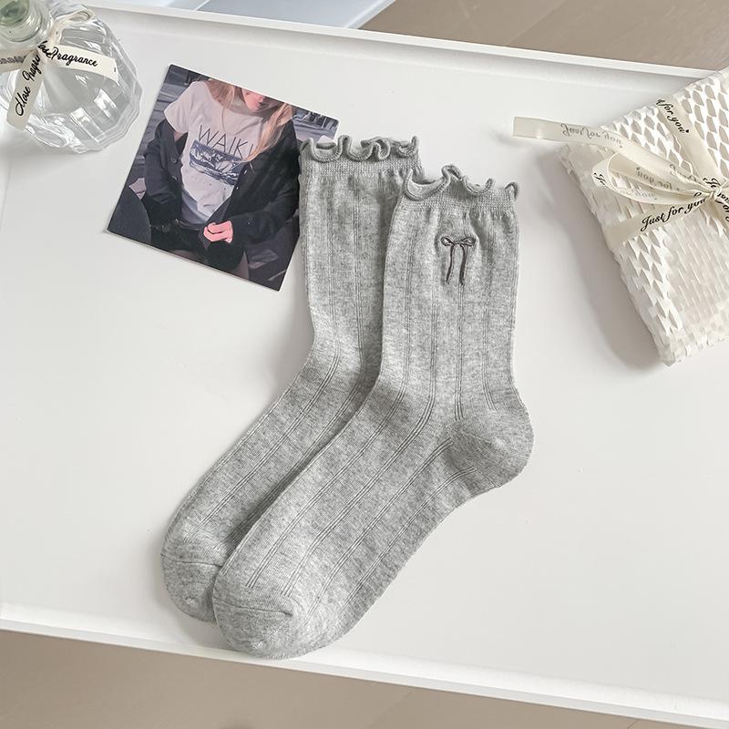 

Summer Sweet Embroidery Lace Bow Piles of Socks Women s Thin Ultrathin Breathable Cotton Socks Japanese College Style Socks сірий