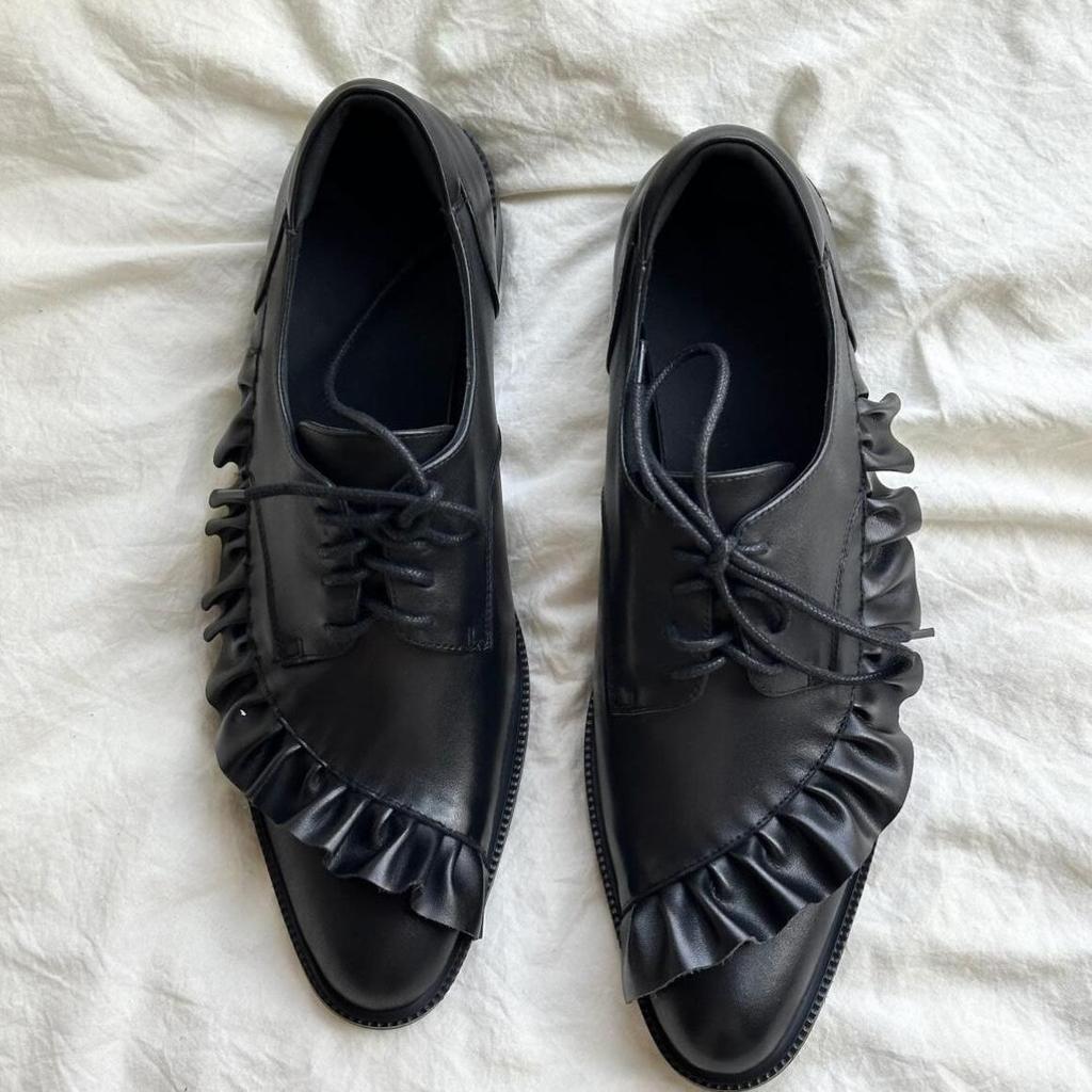 Retro Niche Ruffle Edge Small Leather Shoes Women's Spring and Summer 2025 New Small Round Head Thick Heel Lace-up Brock Shoes