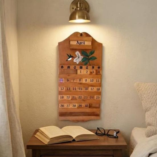 Calendario Perpetuo Vintage in Legno Fatto a Mano Calendario Riutilizzabile da Parete con Blocchi Intercambiabili Design Rustico Colibrì Floreale Decorazione per la Casa