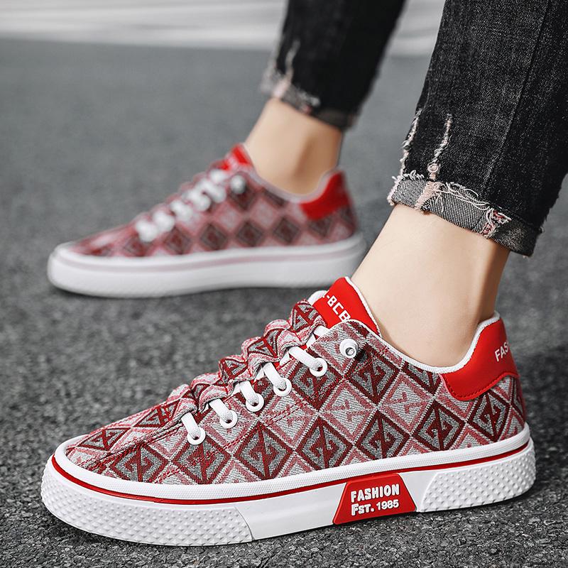 Fashion New High Quality Men's Casual Canvas Shoes Outdoor Sports Comfortable Non-slip Shoes Light Wear-resistant Low Top Board Shoes