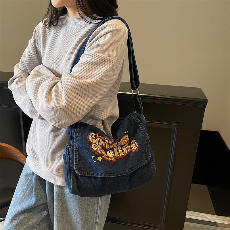 Large Capacity Denim Bag Student Class Crossbody Bag Letter Embroidery Women Commuter Tote Bag