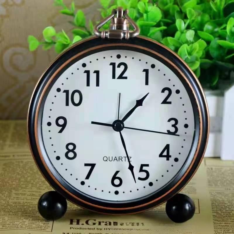 Alarm Clock Retro Clock Metal Table Style Silent Bedside Stylish Clock Living Room Bedroom European Simple Table Clock