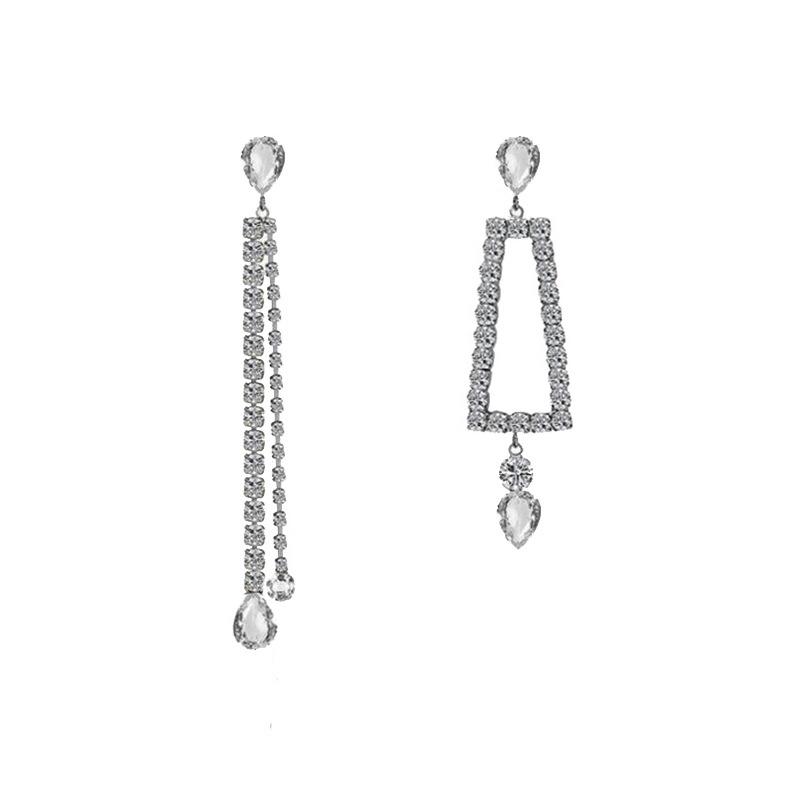 S925 Silver Needle Rhinestone Tassel Earrings - Exquisite Long Claw Chain with Colored Diamonds, European & American Style