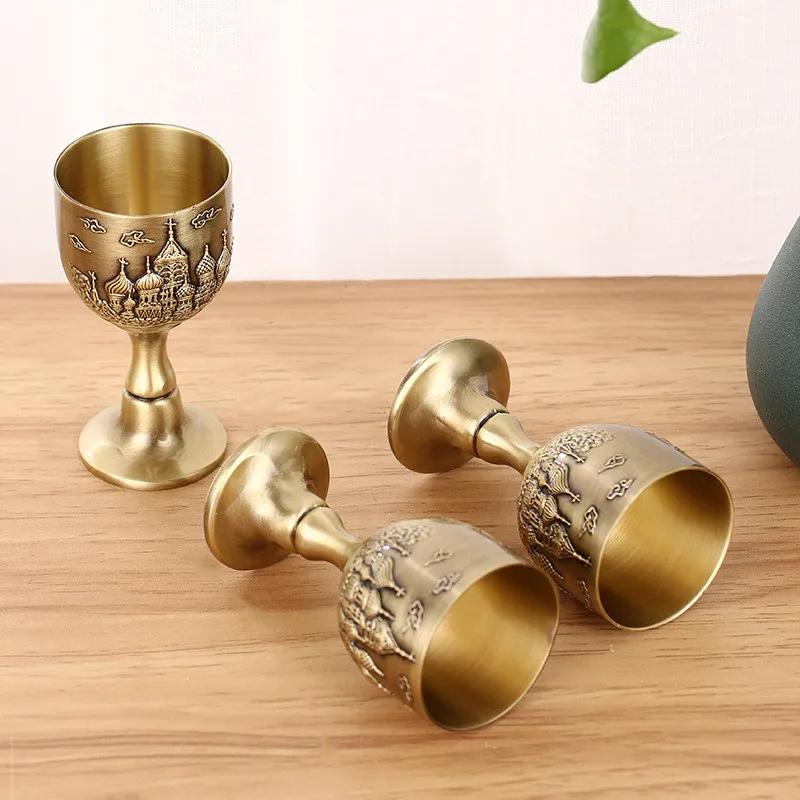 25ml Wine Glasses Vodka Goblet Bronze Liquor Spirits Cup Mini European Retro Relief Castle Wedding Tumbler for Party Decoration
