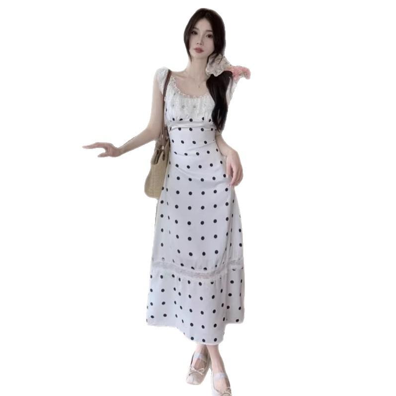Lace lace splicing halter polka dot dress women's summer new design sense thin lace-up vest long dress tide