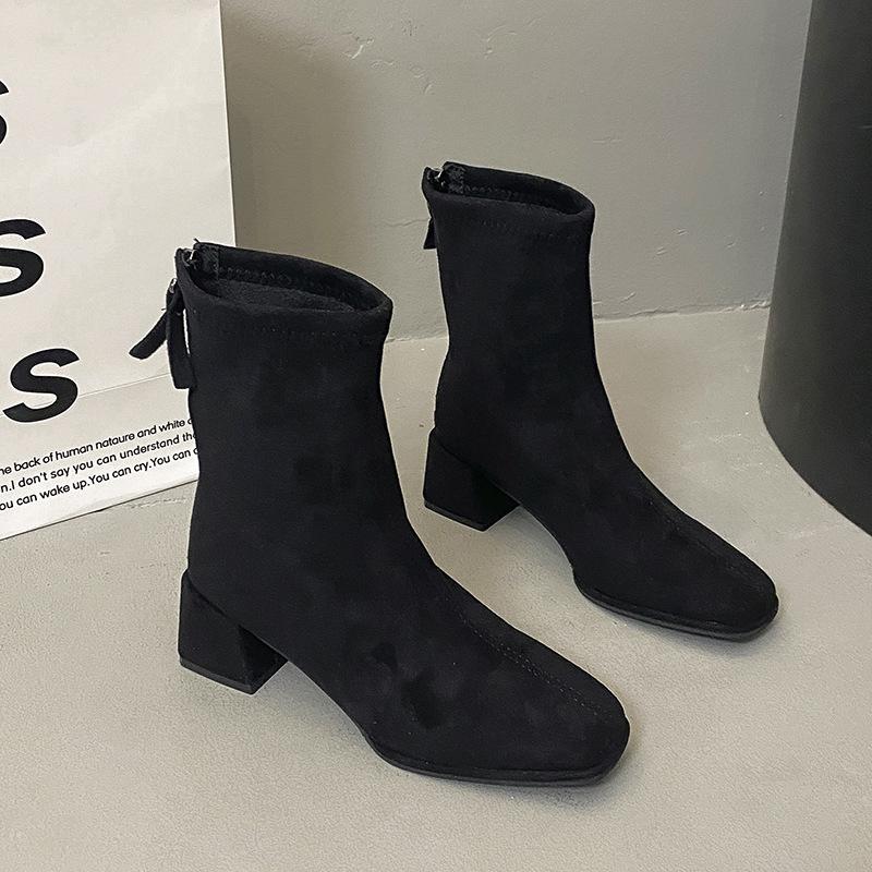 

Коричневые ботильоны на толстом каблуке, женские тонкие ботинки 2025 новый осенне-зимний квадратный носок высокий каблук ботинки-носки женские замшевые эластичные ботинки 40 чёрный
