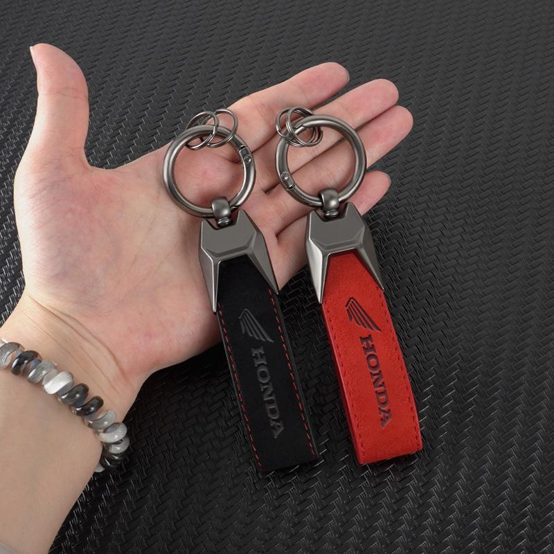 Leather Motorcycle Keychain Embossing Logo Keyring For Honda CBR 125R 954 600 650F 650R 1100XX 1000F CBR 600RR 1000RR Accessorie TO0