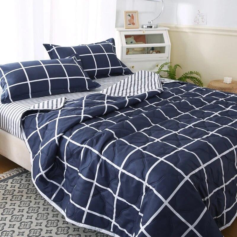 New Skin Friendly Quilted Summer Quilt and Pillowcase or Single Quilts Soft Breathable Washable Thin Comforter Double Blanket