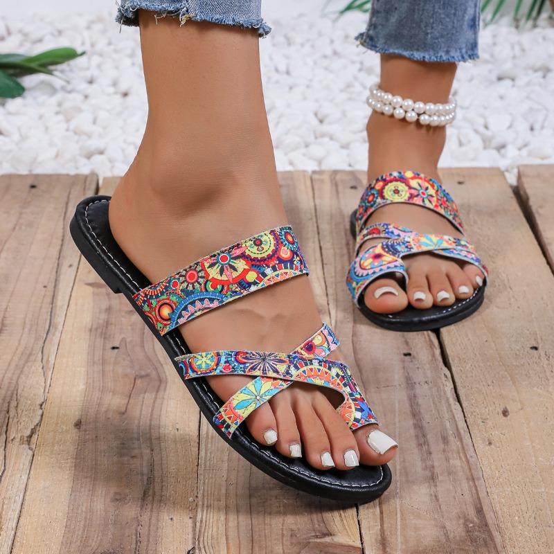 Summer new breathable printing cover toe style large size sandals women's flat bottom cool slippers