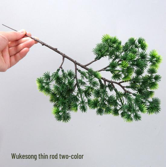 Ramură Artificială de Pin cu Frunze de Arțar și Accente de Chiparos